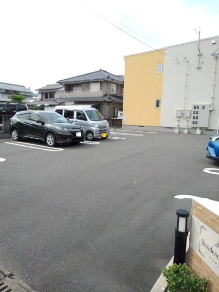 レジデンス ミモザ  1LDK・・・101号室