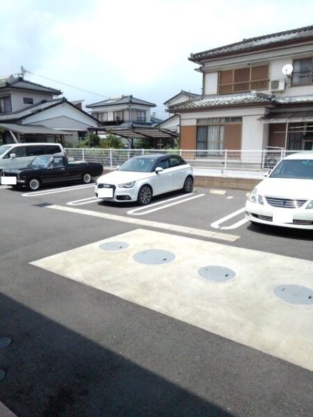 アイリス　1R・・・102号室