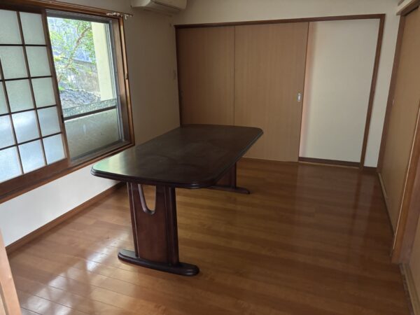 山下町貸家