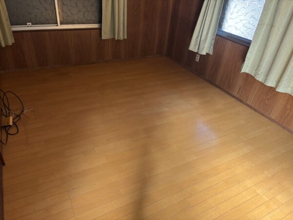 山下町貸家